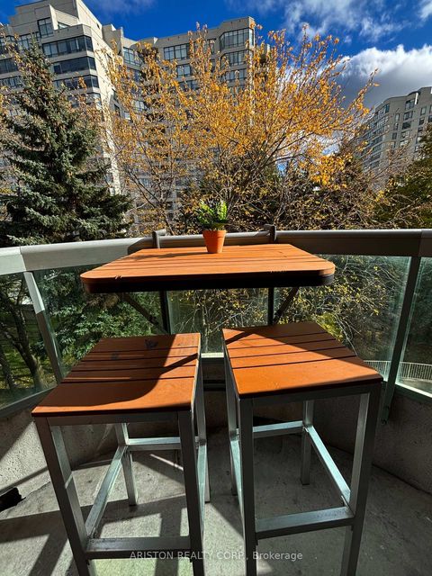 Photo 13 at 409 - 745 New Westminster Drive, Brownridge, Vaughan