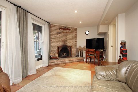 Photo 27 at 10 - 20 Cotton Downway, Pleasant View, Toronto