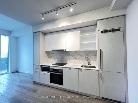 Photo 3 at 6112 - 55 Cooper Street, Waterfront Communities C8, Toronto