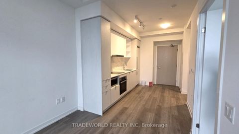 Photo 4 at 6112 - 55 Cooper Street, Waterfront Communities C8, Toronto