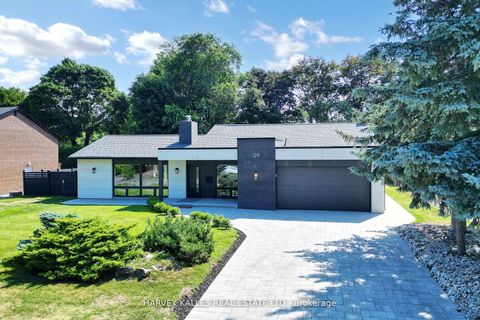 Photo 0 at 29 Parmbelle Crescent, Donalda, Toronto