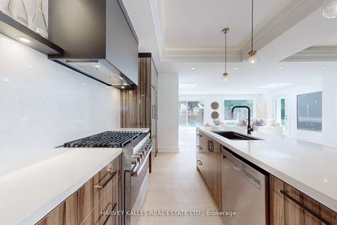 Photo 9 at 29 Parmbelle Crescent, Donalda, Toronto