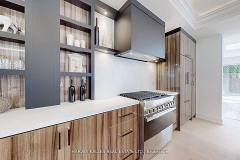 Photo 10 at 29 Parmbelle Crescent, Donalda, Toronto