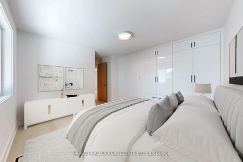 Photo 19 at 29 Parmbelle Crescent, Donalda, Toronto