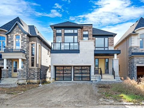 Photo 1 at 15 Antonietta Crescent, Vellore Village, Vaughan