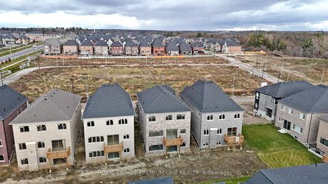 Photo 13 at 15 Antonietta Crescent, Vellore Village, Vaughan