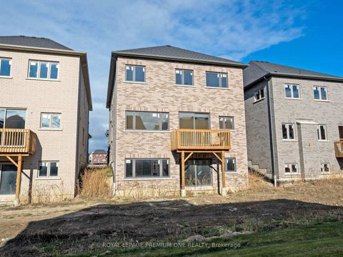 Photo 27 at 15 Antonietta Crescent, Vellore Village, Vaughan