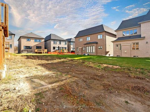 Photo 32 at 15 Antonietta Crescent, Vellore Village, Vaughan