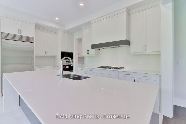 Photo 10 at 11 Becky Cheung Court, Newtonbrook East, Toronto