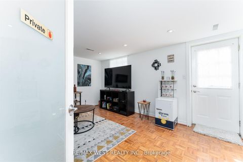 Photo 24 at 11 Farley Crescent, Richview, Toronto