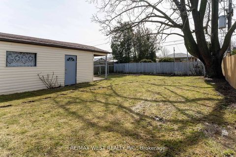 Photo 35 at 11 Farley Crescent, Richview, Toronto