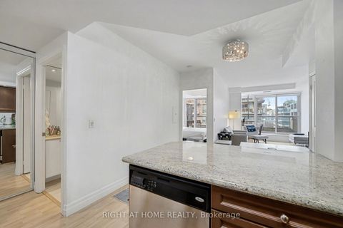 Photo 3 at LPH13 - 15 Stafford Street, Niagara, Toronto