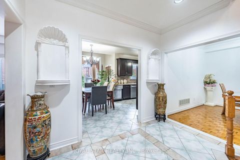 Photo 9 at 40 Oakdale Road, Maple, Vaughan