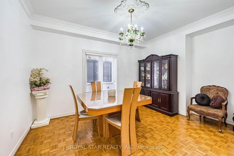 Photo 11 at 40 Oakdale Road, Maple, Vaughan