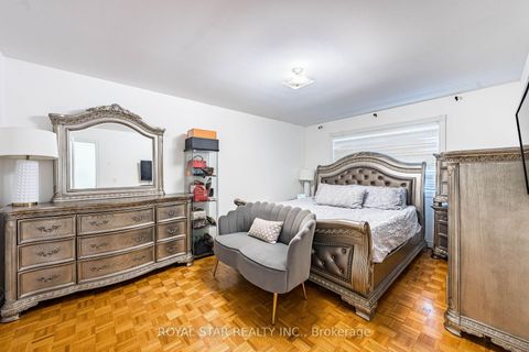 Photo 23 at 40 Oakdale Road, Maple, Vaughan