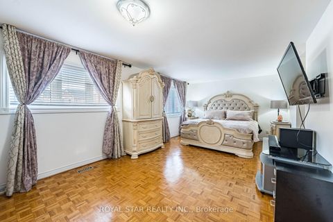 Photo 29 at 40 Oakdale Road, Maple, Vaughan