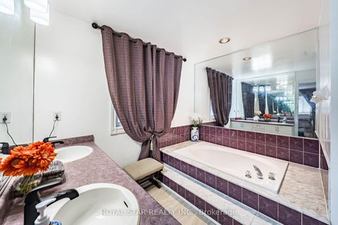 Photo 33 at 40 Oakdale Road, Maple, Vaughan