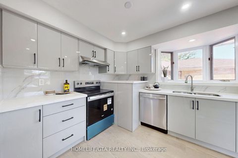 Photo 11 at 16 Woolwick Drive, Woburn, Toronto