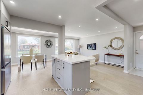 Photo 12 at 16 Woolwick Drive, Woburn, Toronto