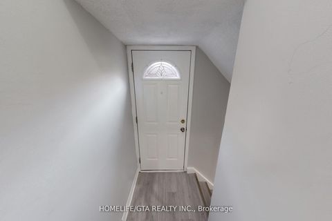 Photo 26 at 16 Woolwick Drive, Woburn, Toronto