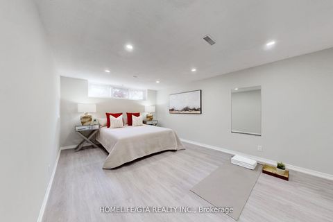 Photo 39 at 16 Woolwick Drive, Woburn, Toronto