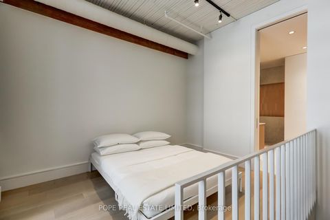 Photo 11 at 211 - 781 King Street W, Niagara, Toronto