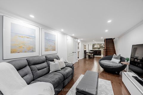 Photo 16 at 108 Avening Drive, Clairville, Toronto