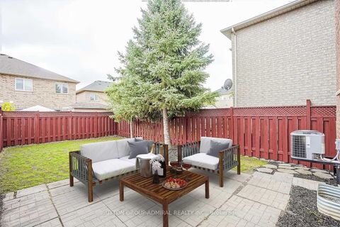 Photo 1 at 62 Agostino Crescent, Patterson, Vaughan