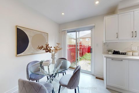 Photo 11 at 62 Agostino Crescent, Patterson, Vaughan