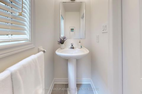 Photo 14 at 62 Agostino Crescent, Patterson, Vaughan