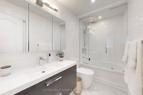 Photo 22 at 62 Agostino Crescent, Patterson, Vaughan