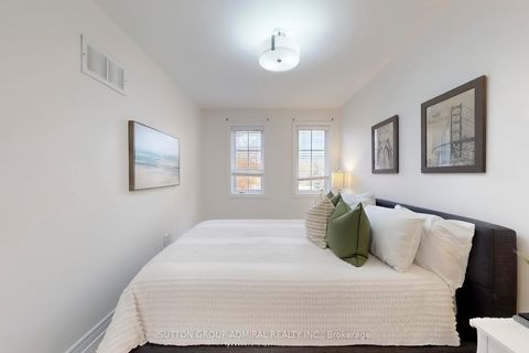 Photo 24 at 62 Agostino Crescent, Patterson, Vaughan