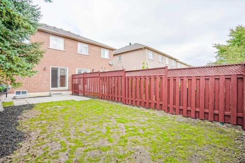 Photo 33 at 62 Agostino Crescent, Patterson, Vaughan