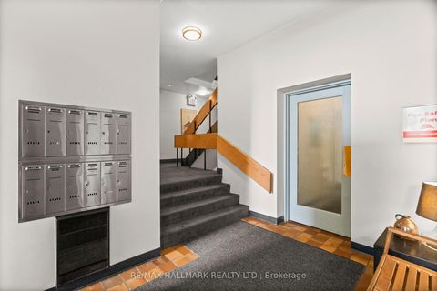 Photo 9 at 6 - 2 Nursewood Road, The Beaches, Toronto