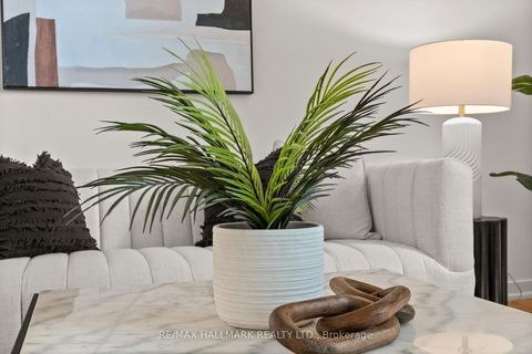 Photo 11 at 6 - 2 Nursewood Road, The Beaches, Toronto