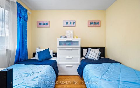 Photo 23 at 39 Pakenham Drive, Kipling, Toronto