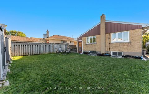 Photo 42 at 39 Pakenham Drive, Kipling, Toronto