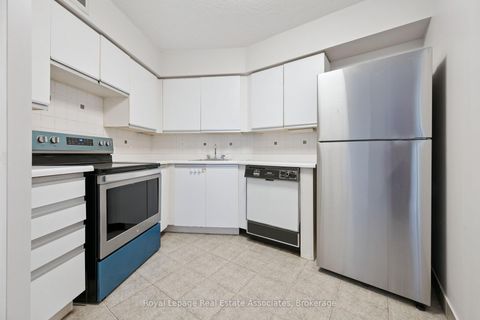 Photo 6 at 1004 - 260 Queens Quay W, Waterfront Communities C1, Toronto