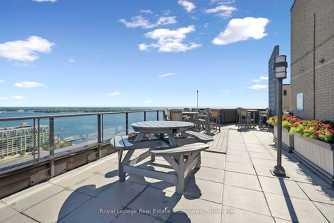 Photo 15 at 1004 - 260 Queens Quay W, Waterfront Communities C1, Toronto