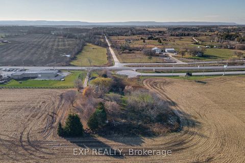 Photo 4 at 8184 26 Highway, Rural Clearview, Clearview