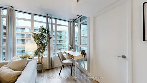 Photo 6 at 830 - 10 Capreol Court, Waterfront Communities C1, Toronto