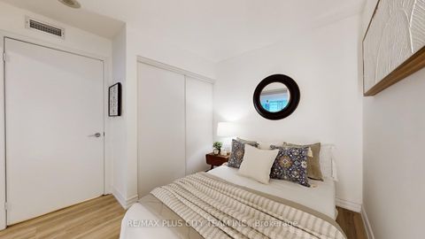 Photo 17 at 830 - 10 Capreol Court, Waterfront Communities C1, Toronto