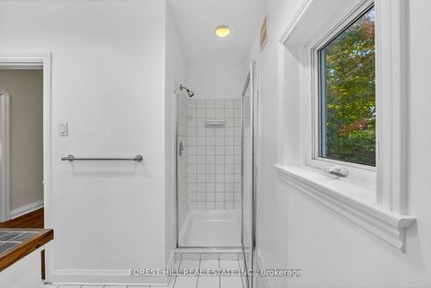 Photo 11 at 41 Cliffside Drive, Cliffside, Toronto