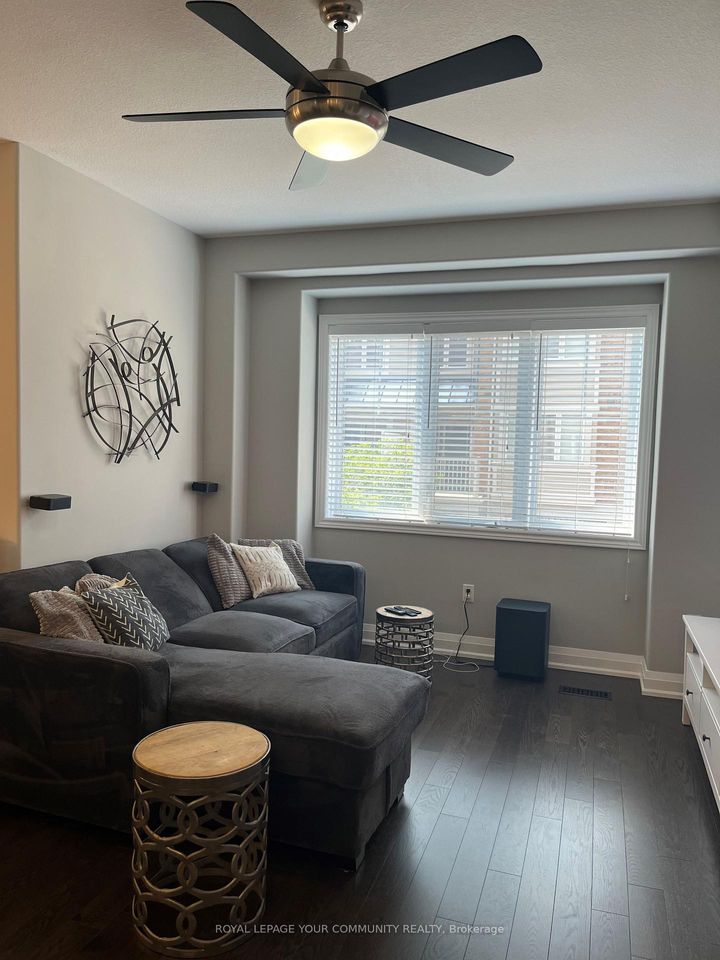 Photo 14 at 49 - 201 Westbank Trail, Stoney Creek Mountain, Hamilton