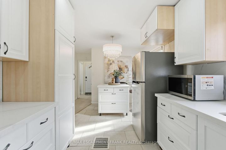 Photo 18 at 352 East 28th Street, Burkholme, Hamilton