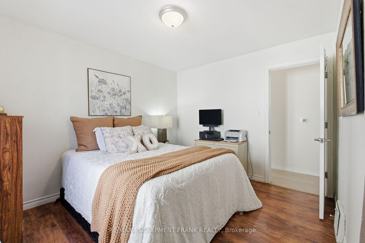 Photo 22 at 352 East 28th Street, Burkholme, Hamilton