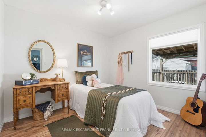 Photo 29 at 352 East 28th Street, Burkholme, Hamilton