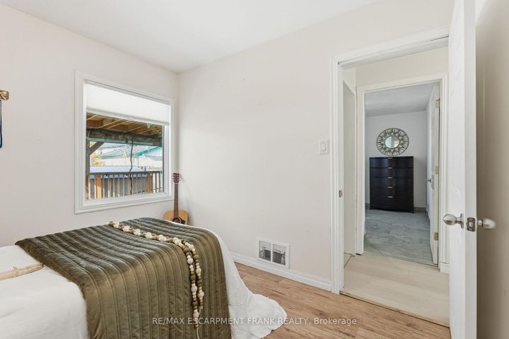 Photo 30 at 352 East 28th Street, Burkholme, Hamilton