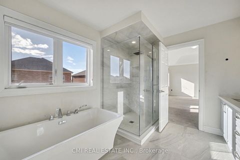 Photo 34 at 343 Northglen Boulevard W, Bowmanville, Clarington