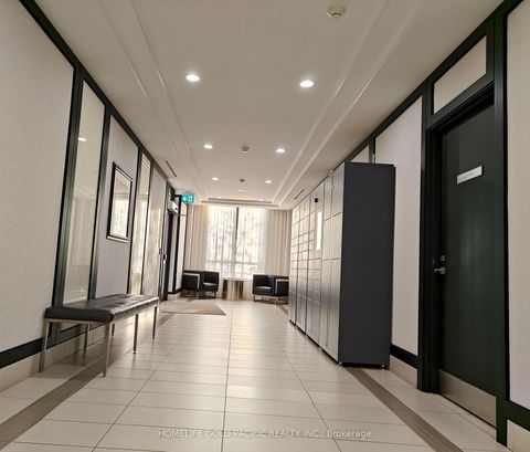 Photo 8 at 818 - 1070 Sheppard Avenue W, York University Heights, Toronto